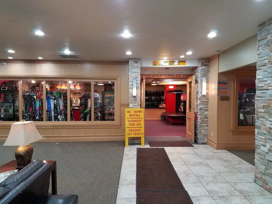 Utah Ski & Golf - Shadow Ridge Rd